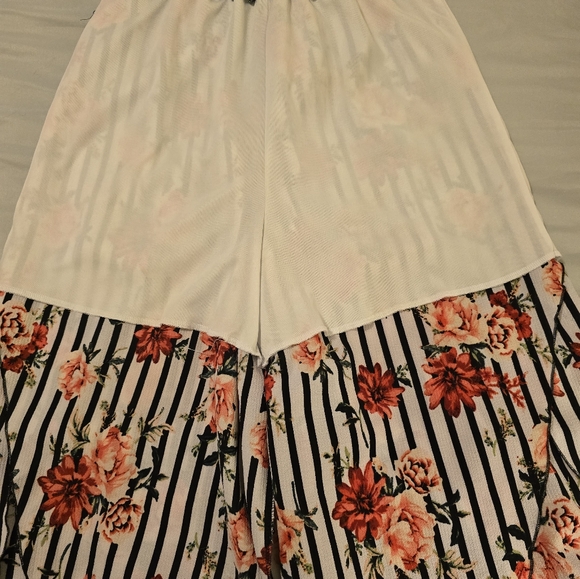 Scobe Jumpsuit Split Leg Floral L - Picture 3 of 8